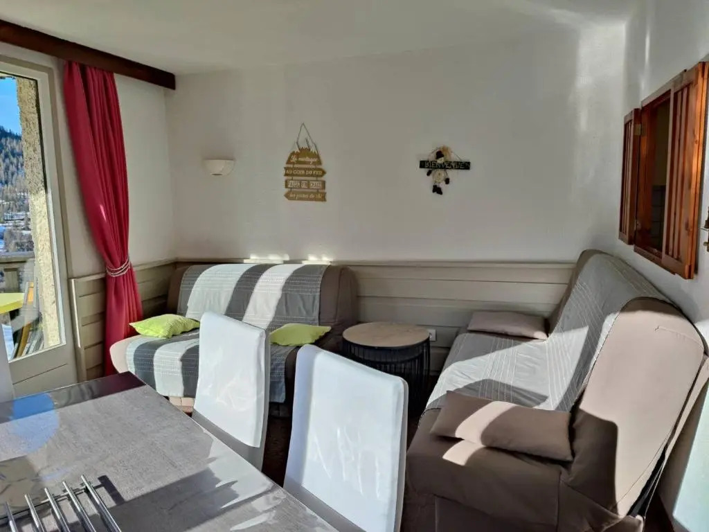 Appartement confort 2P, 6 pers, cœur de station, accès direct pistes, cheminée, WiFi, TV, balcon ouest - FR-1-322-297