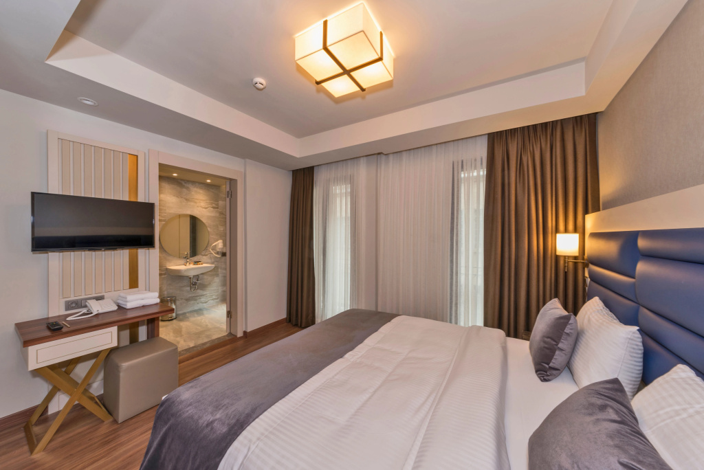 Golden Royal Hotel & SPA