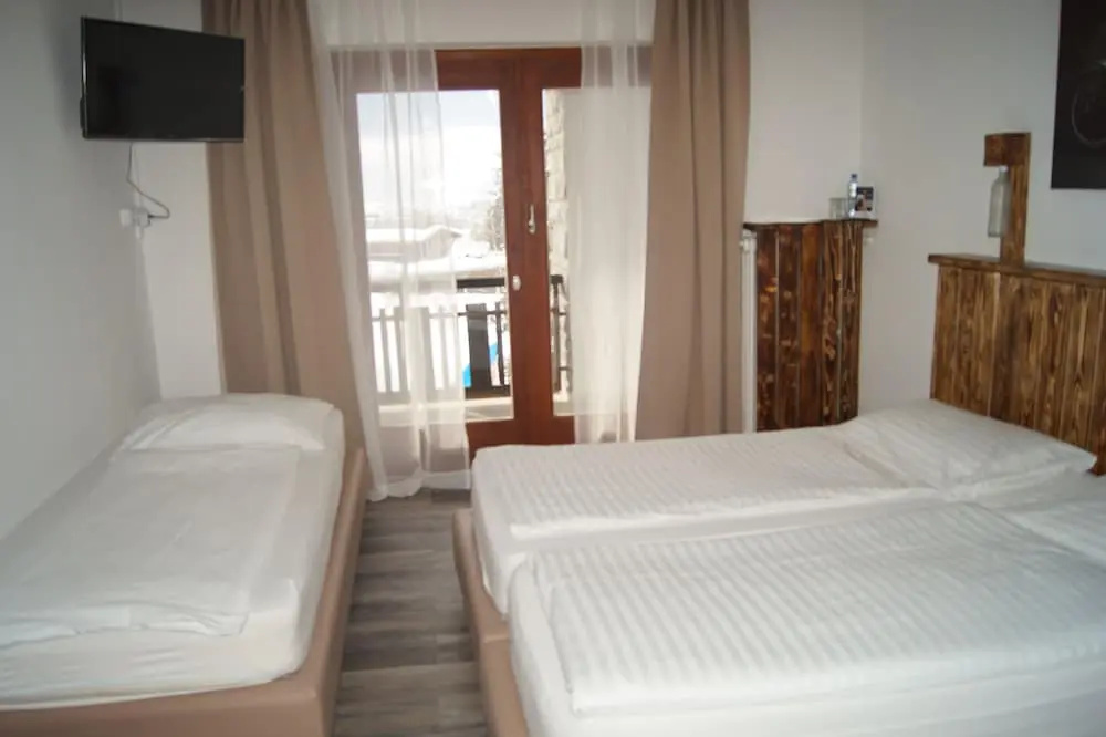 La Irmania Pension