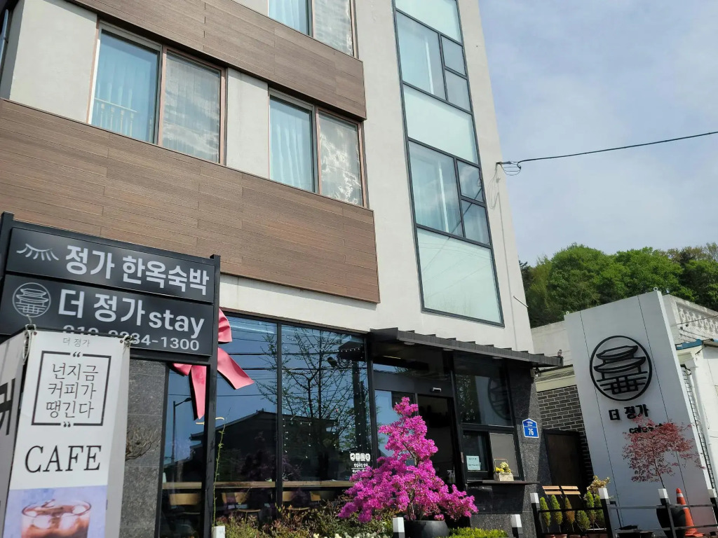 Jeongga Hanok