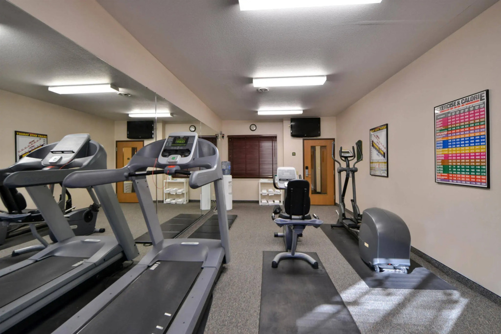 Best Western PLUS Sparta Trail Lodge