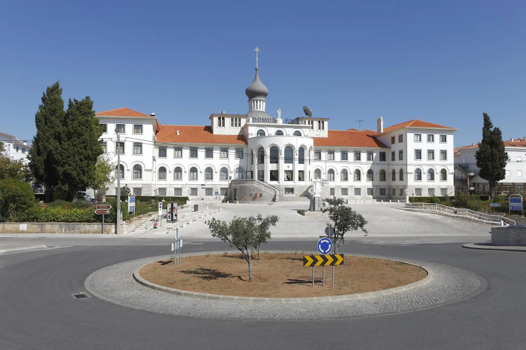 Domus Pacis Fatima Hotel