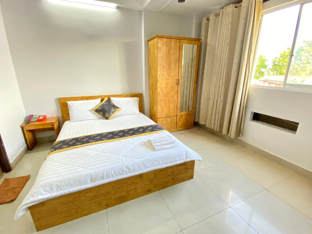 Thien Son Hotel