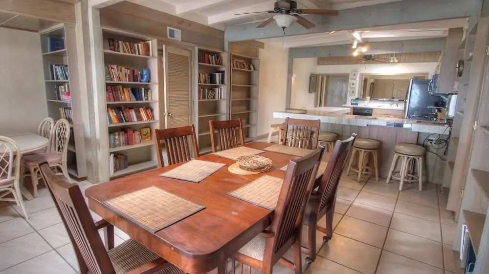 Chez Mireille - 5 Br Home