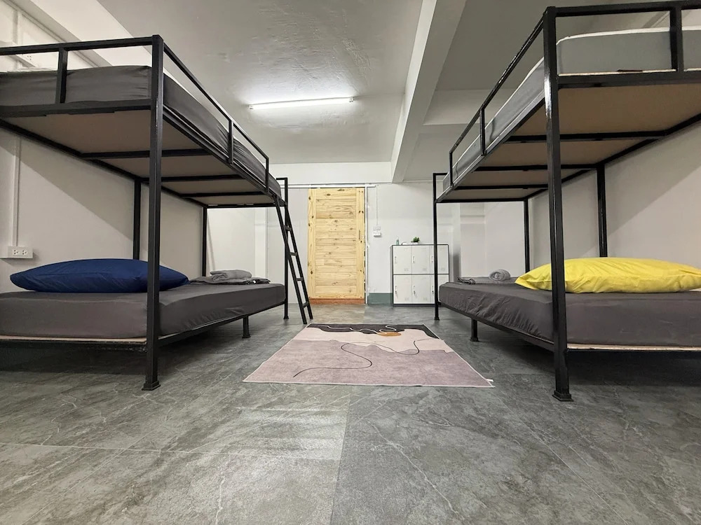 Hee Pee hostel Buriram