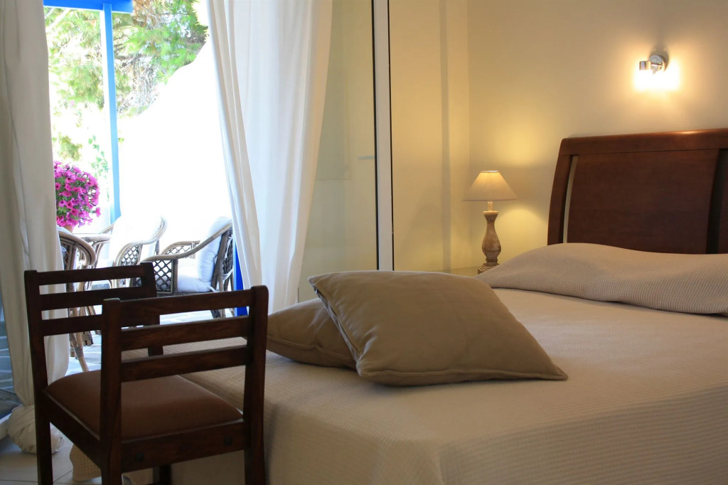 Paros Palace