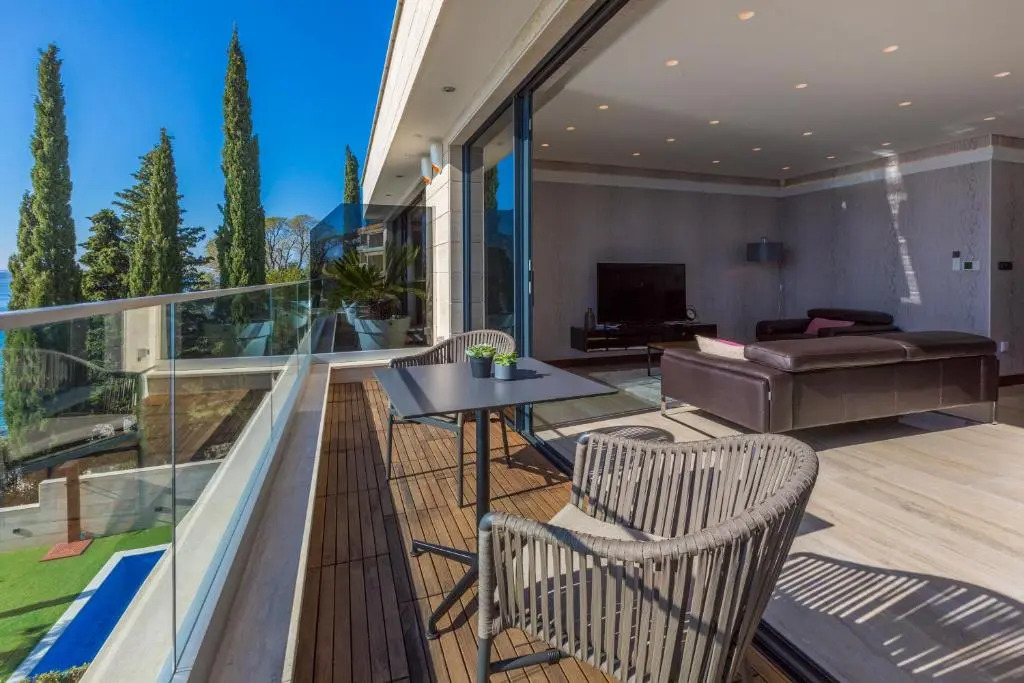 VILLA FRAN - DELUXE PENTHOUSE SUITE with private pool # 5