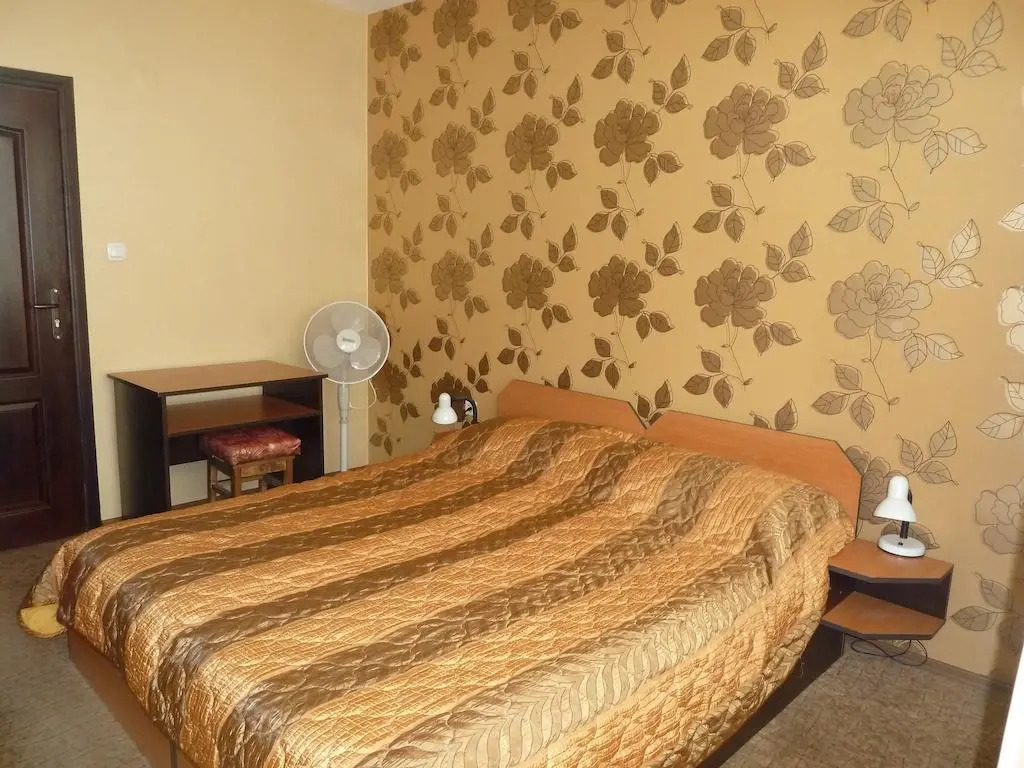 Tarnovski Dom Guest Rooms