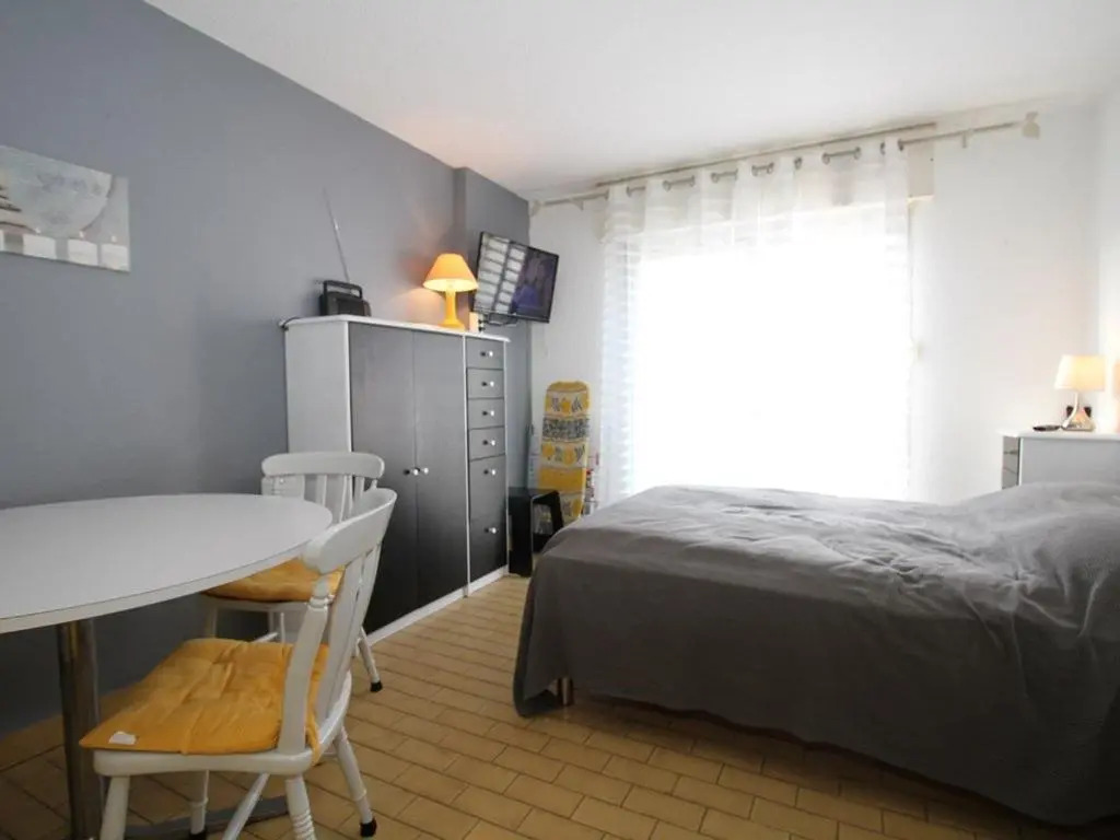 Appartement Balaruc-les-Bains, 1 pièce, 2 personnes - FR-1-553-100
