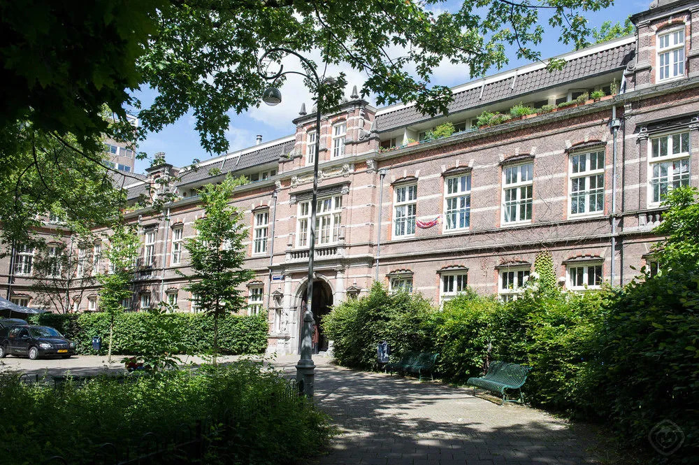 Oud-West Area Apartments