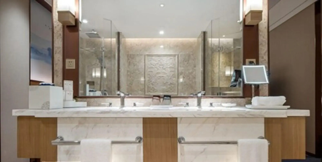 Metropolo Wuhan Optics Valley Convention & Exhibition Center Hotel