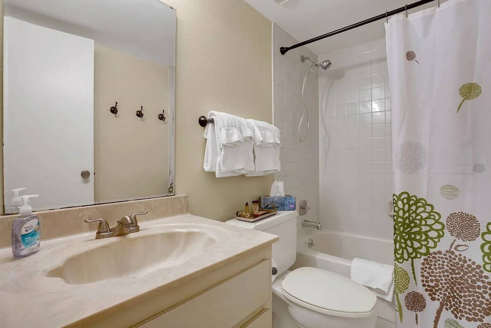 19931 Gulf Blvd Condo Unit 4B 2 Bedrooms 2 Bathrooms Condo