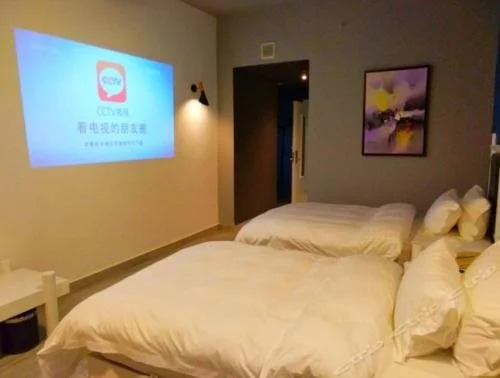 Yangshuo Manjing Travel Photography Hotel (West Street  Branch)