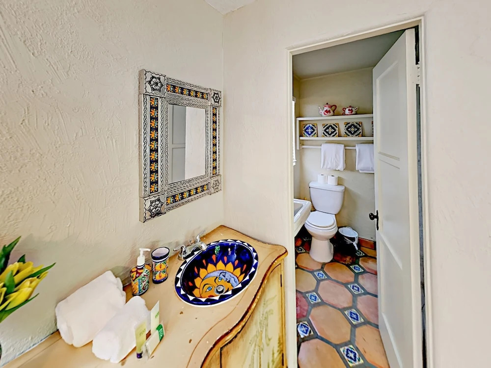 1146 E El Alameda Home 3 Bedrooms 3 Bathrooms Home
