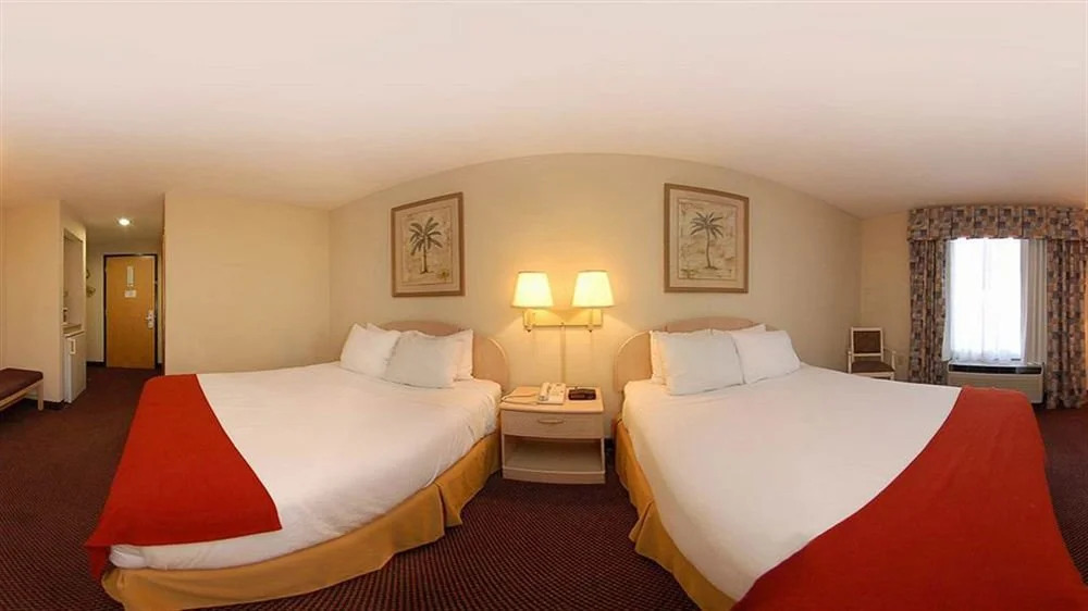 Holiday Inn Express POINT SOUTH (YEMASSEE AREA)