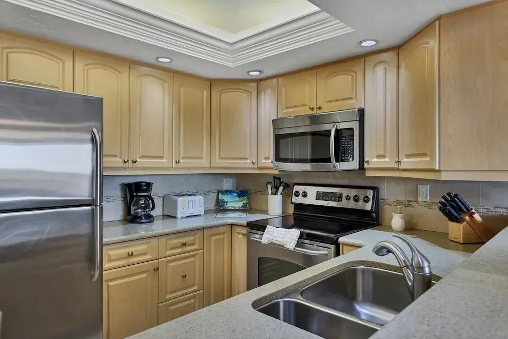 Anchorage Resort 5th Floor 2 bedroom condo with Beach Access 2 Condo
