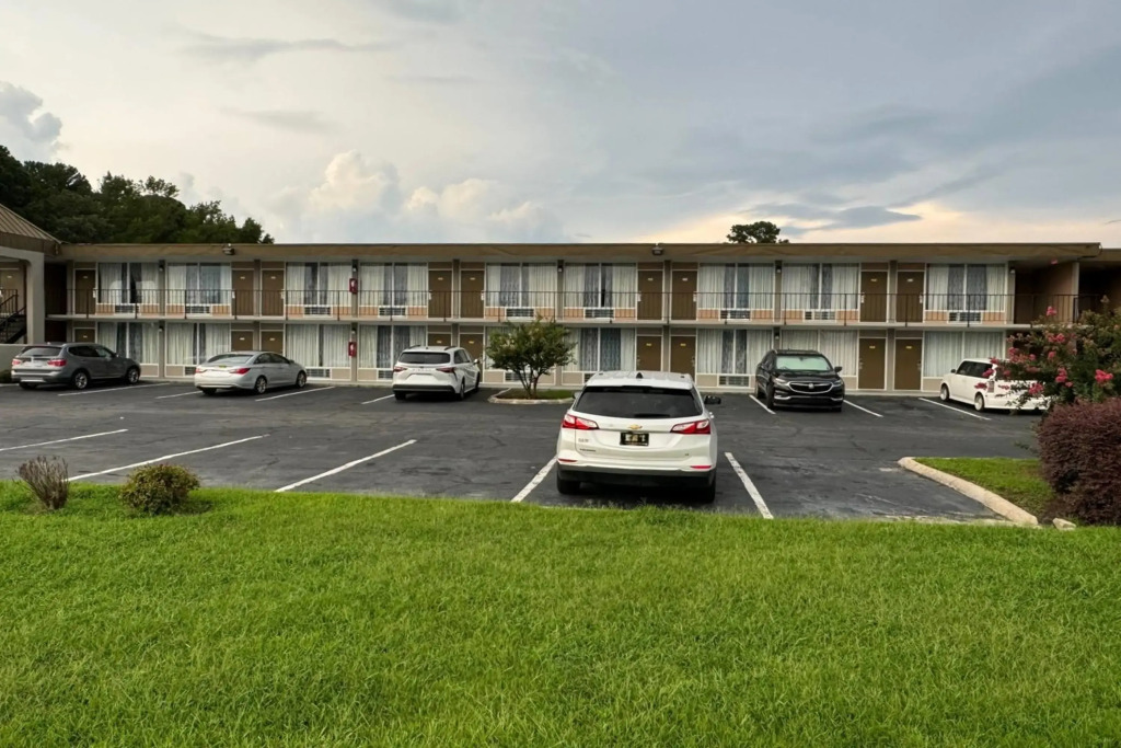 Days Inn by Wyndham Goldsboro