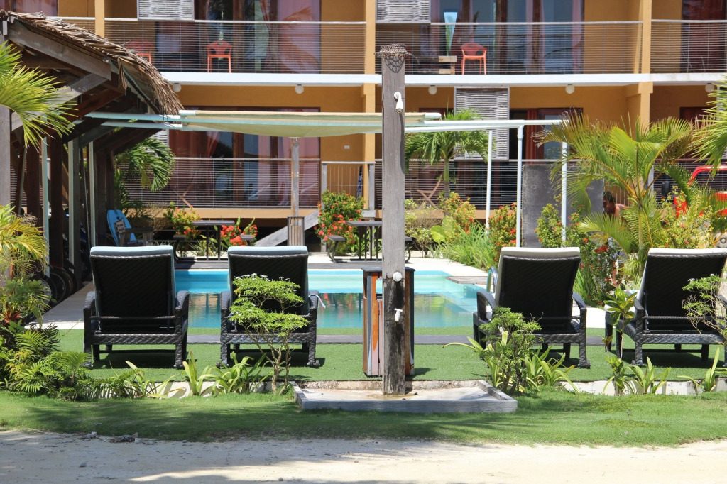 Reef Beach Resort