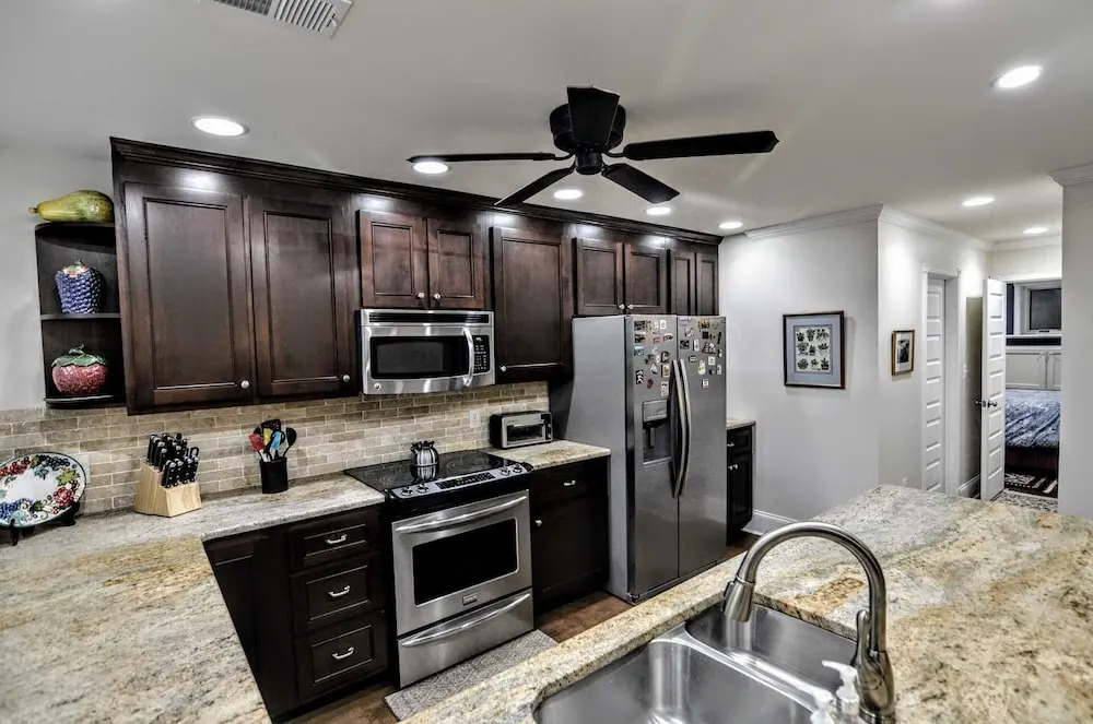 140 Twelfth South East #1079 2 Bedrooms 2 Bathrooms Apts