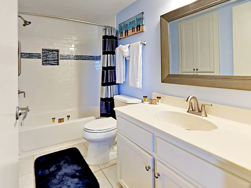 4400 Gulf Blvd Condo Unit 408