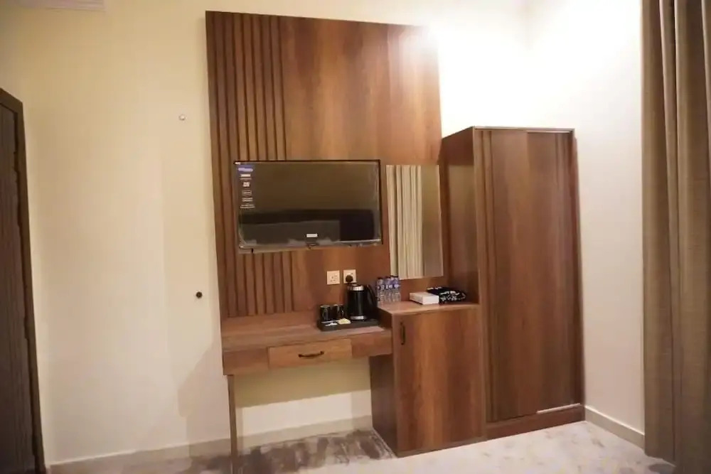 Platinum Pearl Hotel
