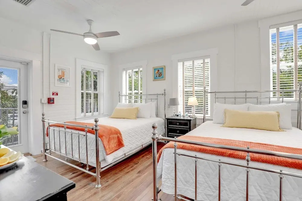 Hibiscus House Bed Breakfast Citrus Room