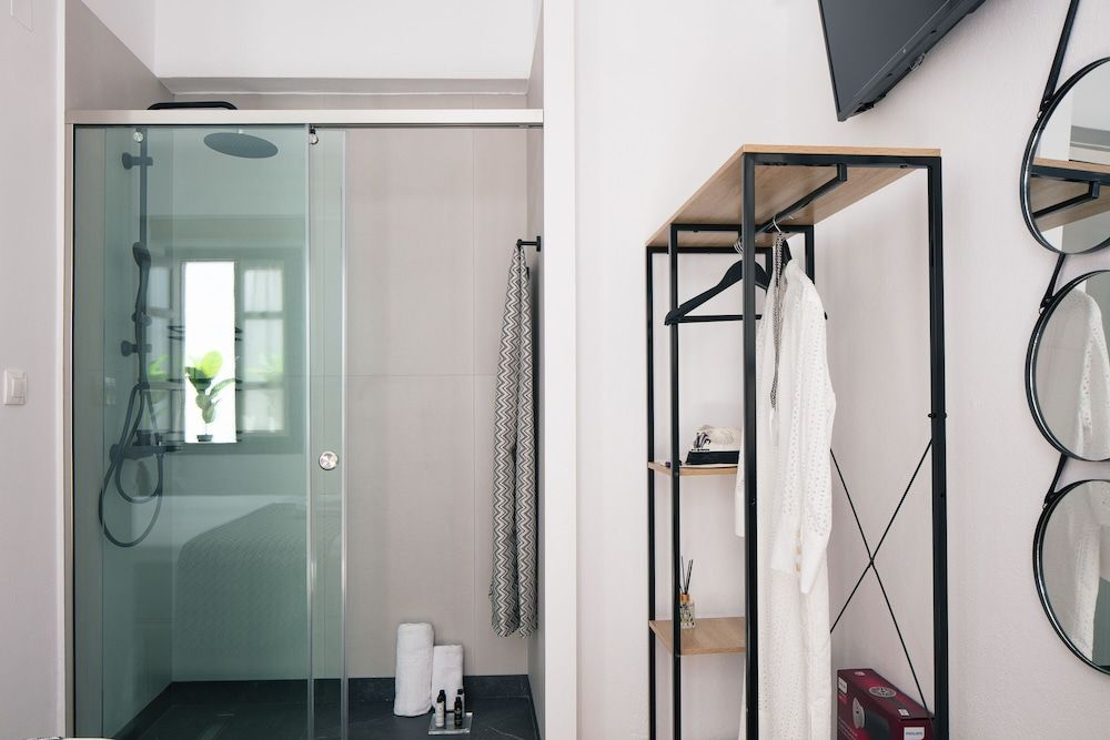 Gateway Suites