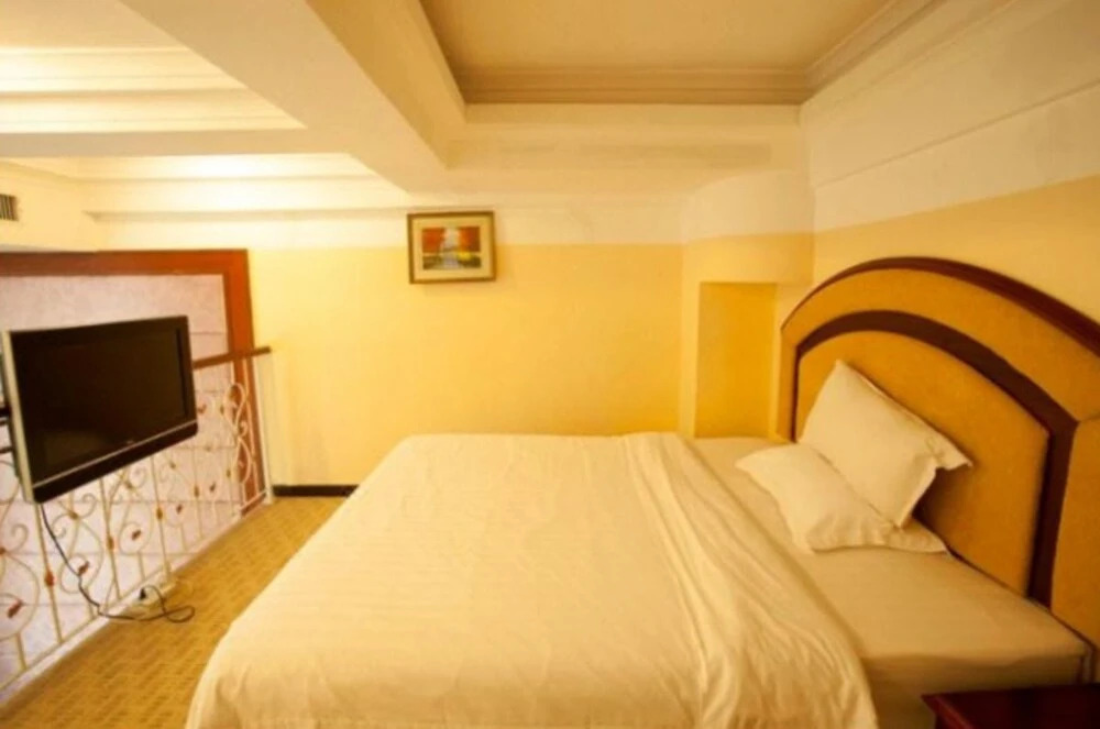 Huizhou 123 Hotel Jiangbei Branch