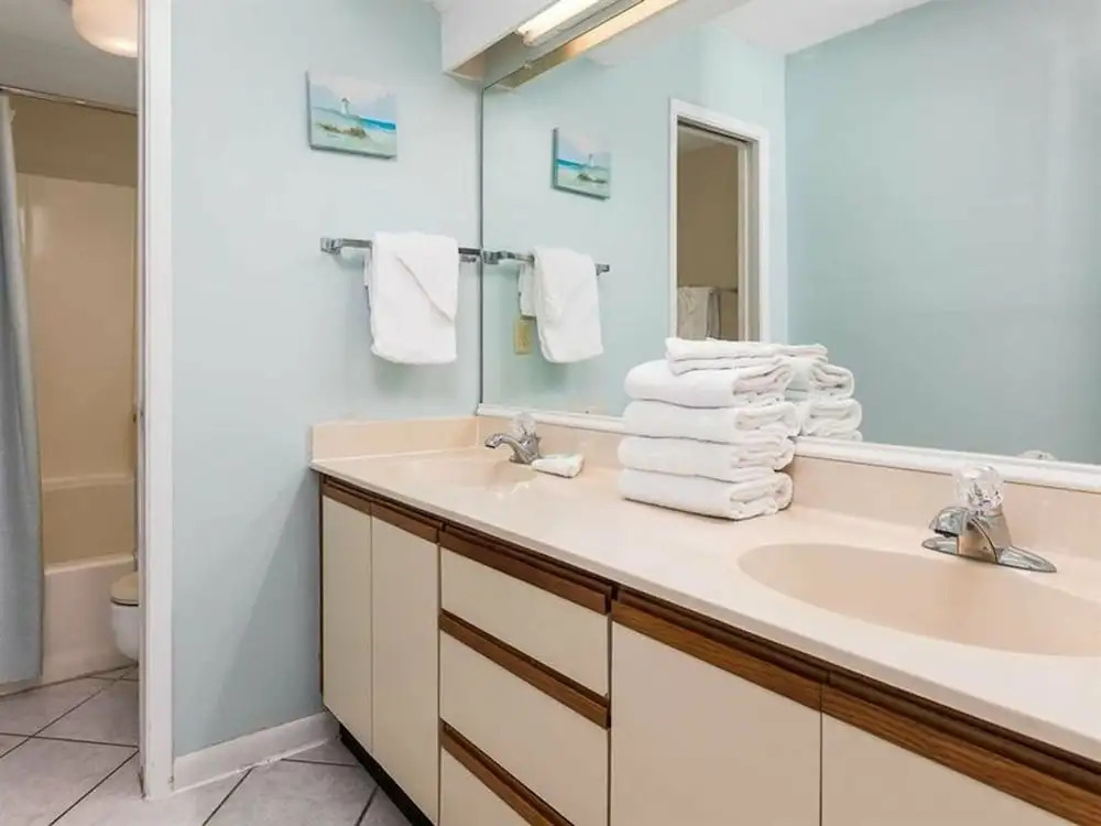 Romar Tower 5C by Meyer Vacation Rentals