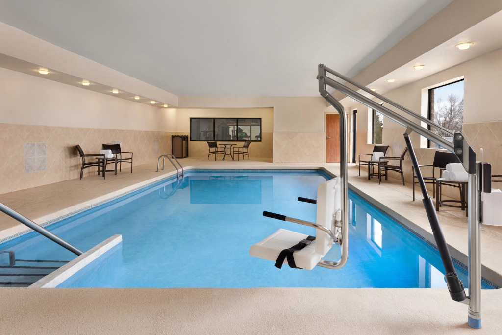 Holiday Inn Express Hotel & Suites Edmond by IHG