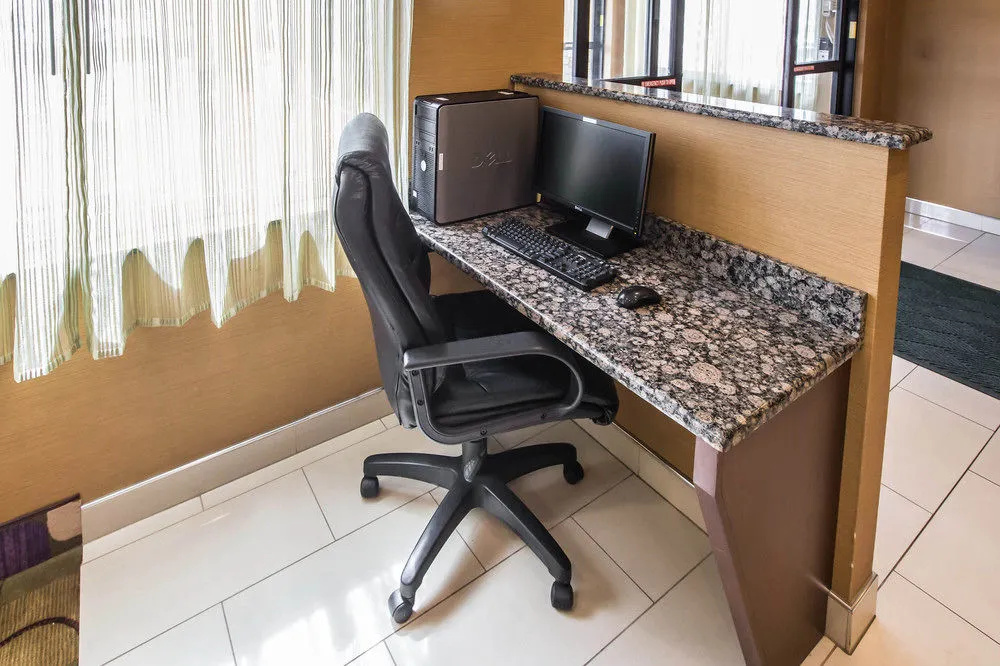 Quality Inn & Suites South