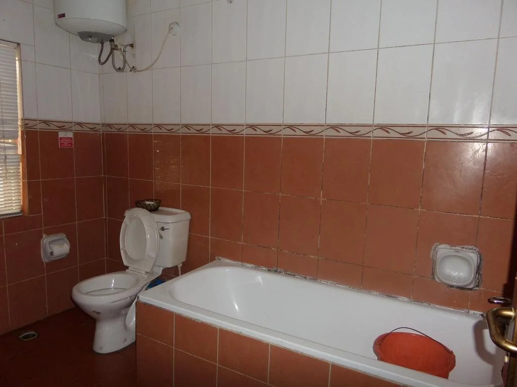 Noahs Ark Hotel & Suites