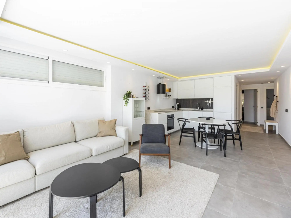 Azahara1 Beautiful apartment frontline golf