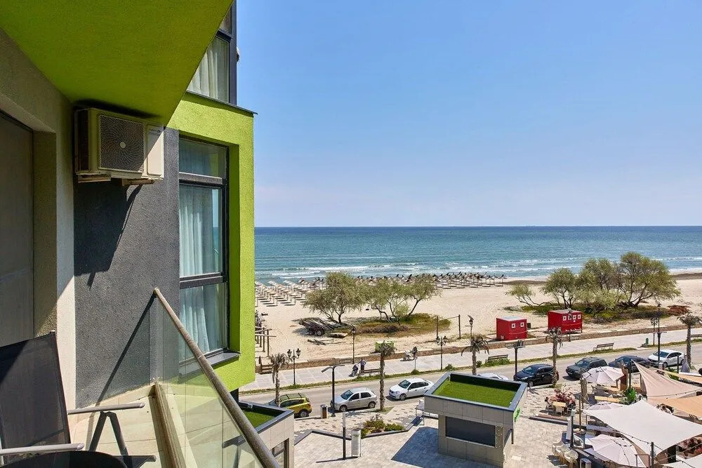 Apartamente Deluxe Alezzi Beach Pool & Spa
