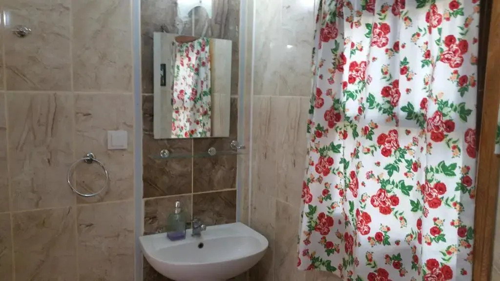 Esralina Bungalows Cirali