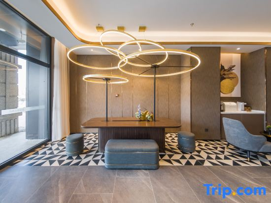 Homeinn Plus Hotel (Zhangjiakou Kangbao County Government)