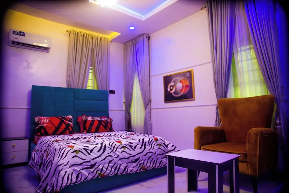 RichVilla Apartments & Hotels