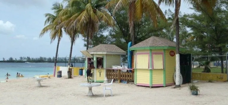 Courtyard by Marriott Nassau Downtown/Junkanoo Beach
