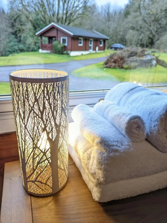 Ruskin Lodges Argyll, by Pucks Glen, Rashfield near Dunoon