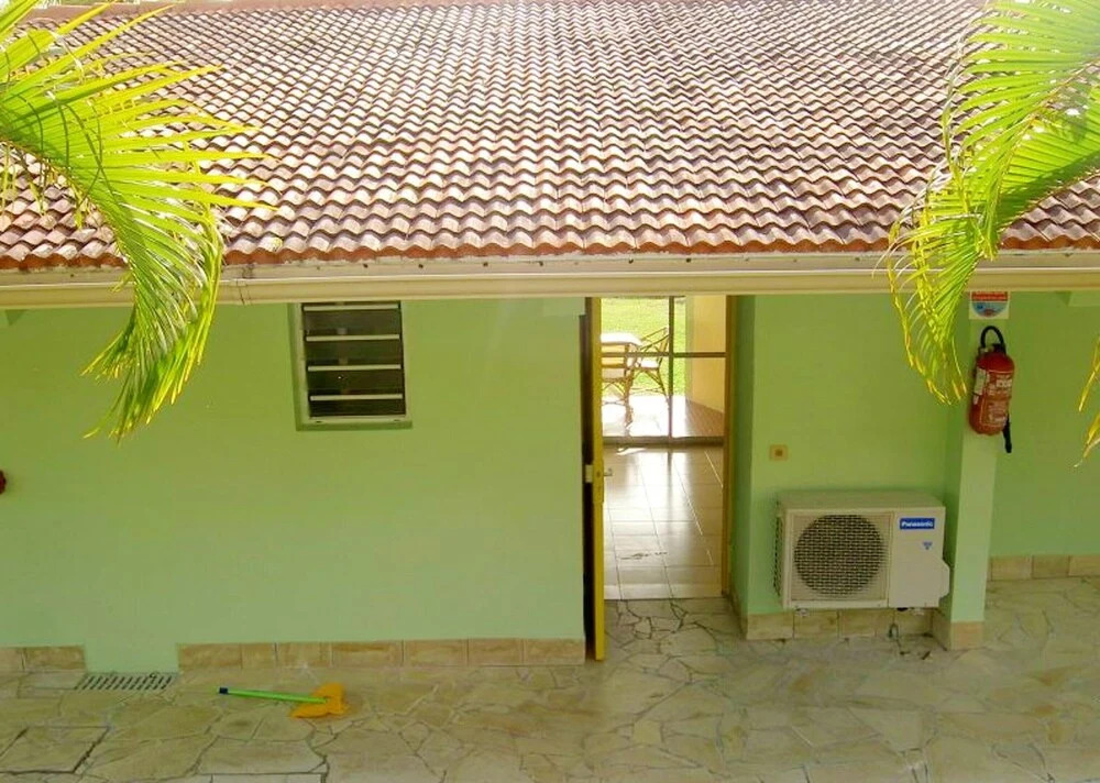Studio in Sainte-anne, With Wonderful sea View, Enclosed Garden and Wifi