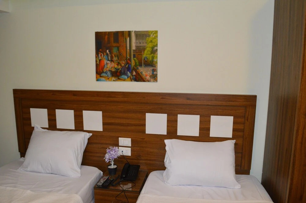 Royal Inn Residence