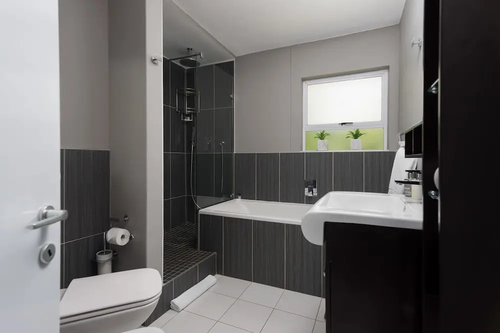 Sanhill Terrace 7