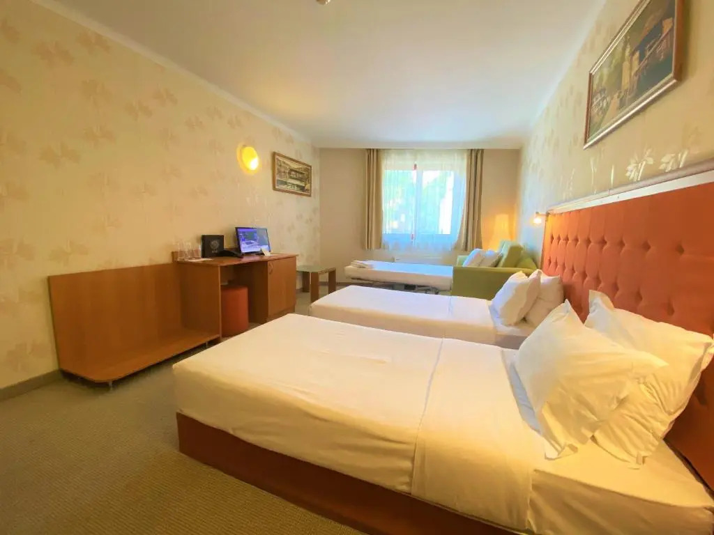 Light Hotel