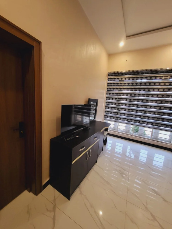 Aggreys 55 airport lodge