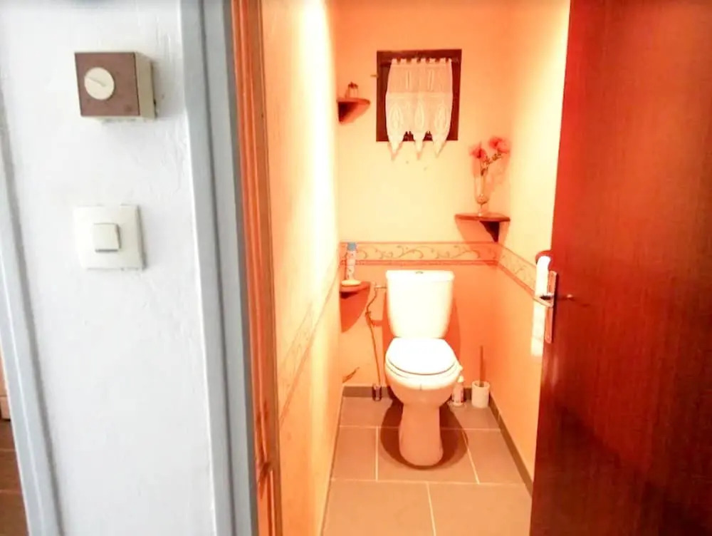 Apartment With one Bedroom in Six-fours-les-plages, With Wonderful Mountain View, Enclosed Garden and Wifi - 3 km From the Beach