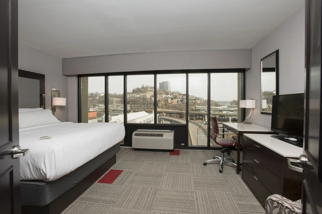 voco The Clair Cincinnati Downtown by IHG