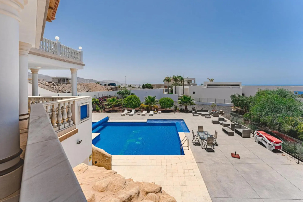 LUXURY VILLA NAUTILUS Heated pool Spa