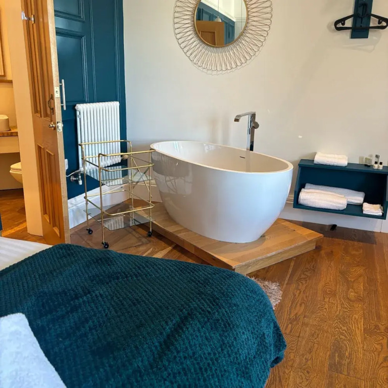 No 1 High Street Boutique Rooms