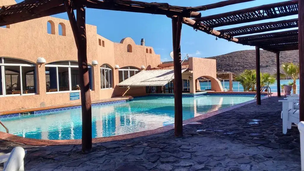 Club Cantamar Beach Hotel & Marina