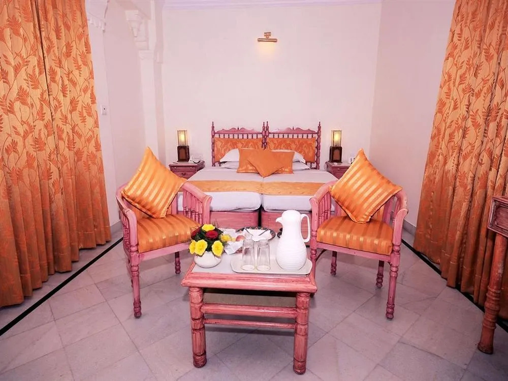 Garden Hotel - Heritage by HRH Group of Hotels